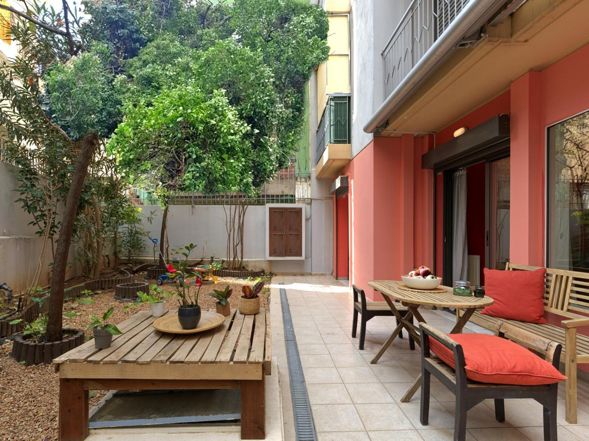 Koukaki garden escape child friendly apartment Aten Exteriör bild